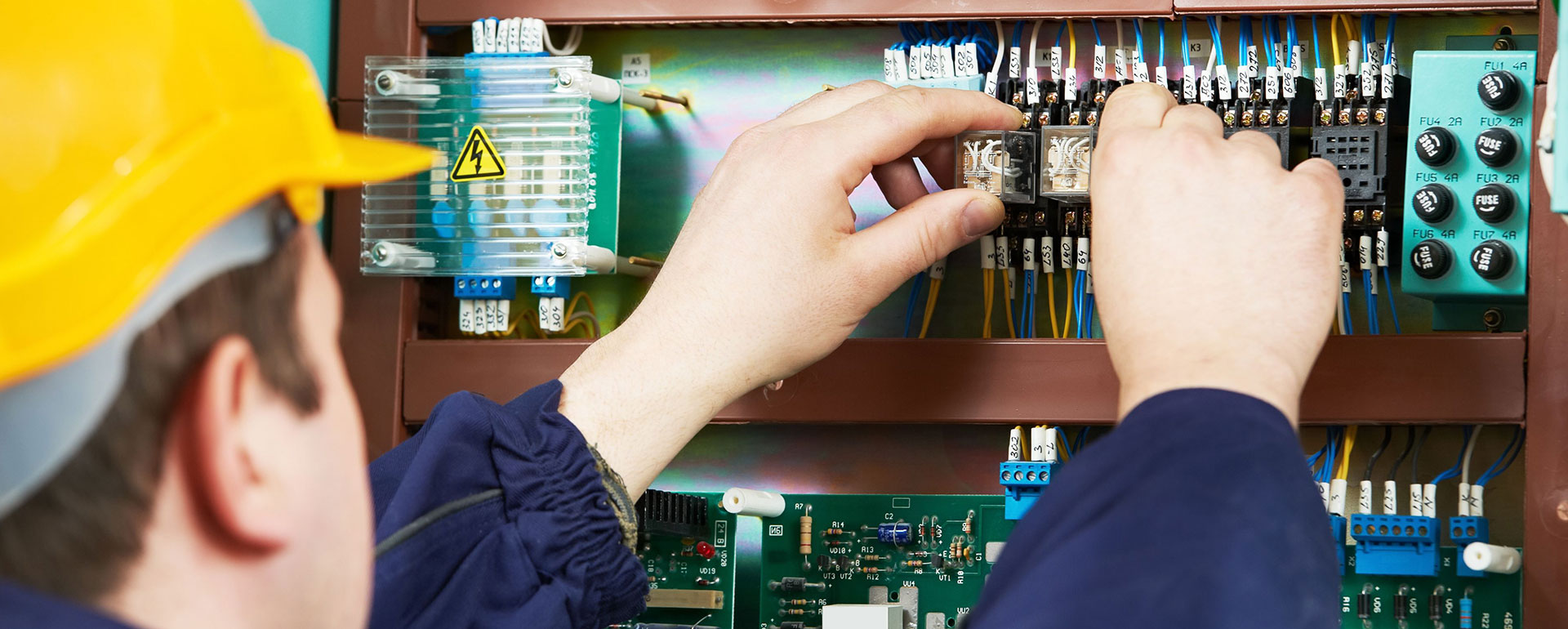 Licence Contractor Specialists in Office Works, Commercial Buildings & Industries in Hyderabad
